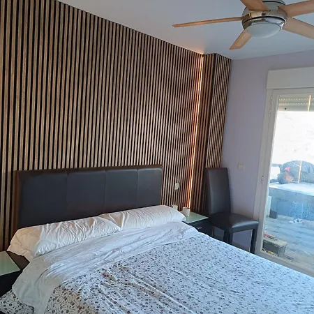 Atico Deluxe Jacuzzi La Cala * Benidorm