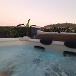 Atico Deluxe Jacuzzi La Cala