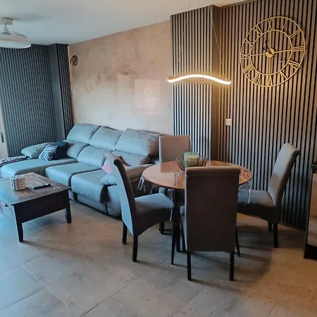 Atico Deluxe Jacuzzi La Cala דירה