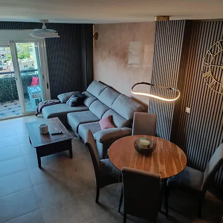 Atico Deluxe Jacuzzi La Cala * בנידורם